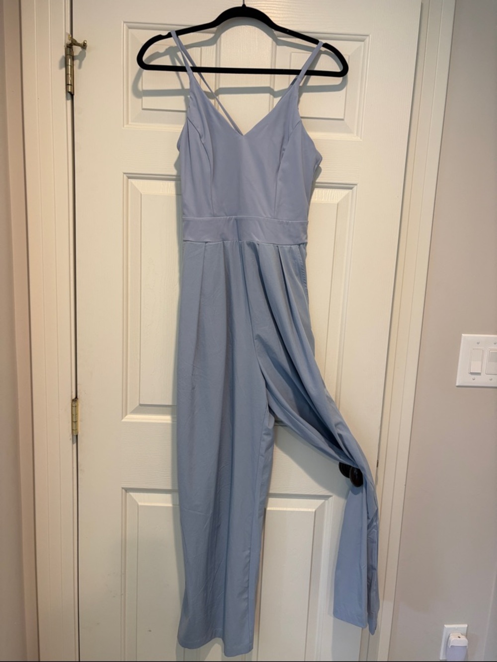 HALARA Light Blue V-Neck Sleeveless Airy Jumpsuit
